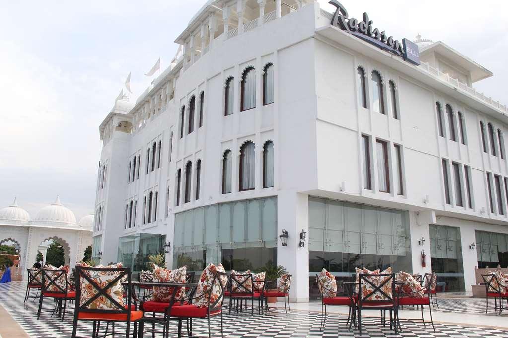 Radisson Blu Udaipur Palace Resort & Spa エクステリア 写真