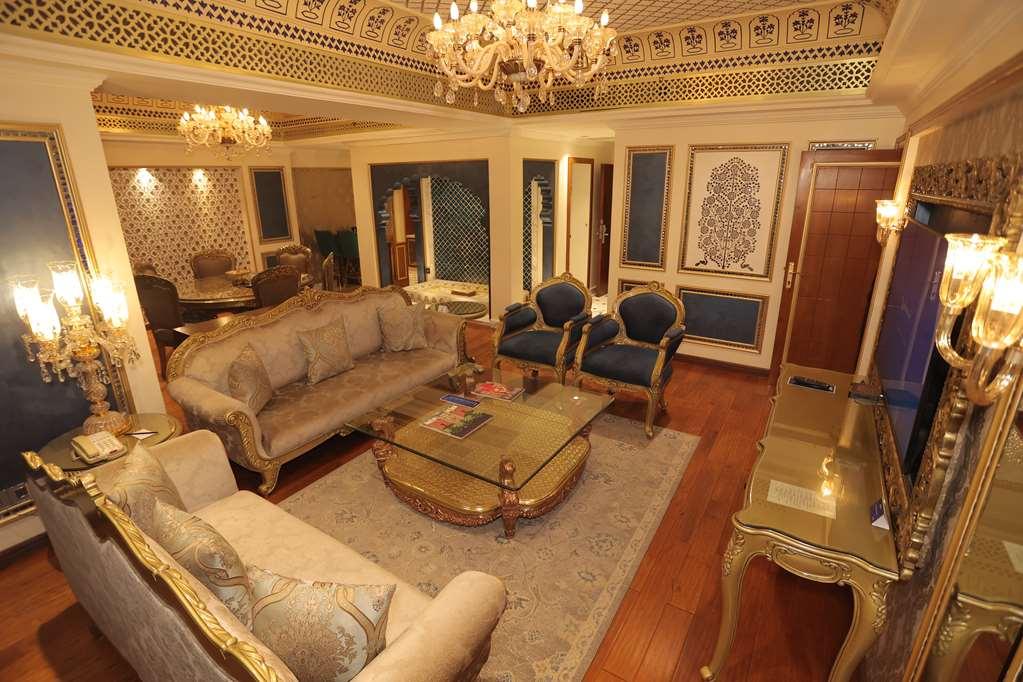 Radisson Blu Udaipur Palace Resort & Spa 部屋 写真